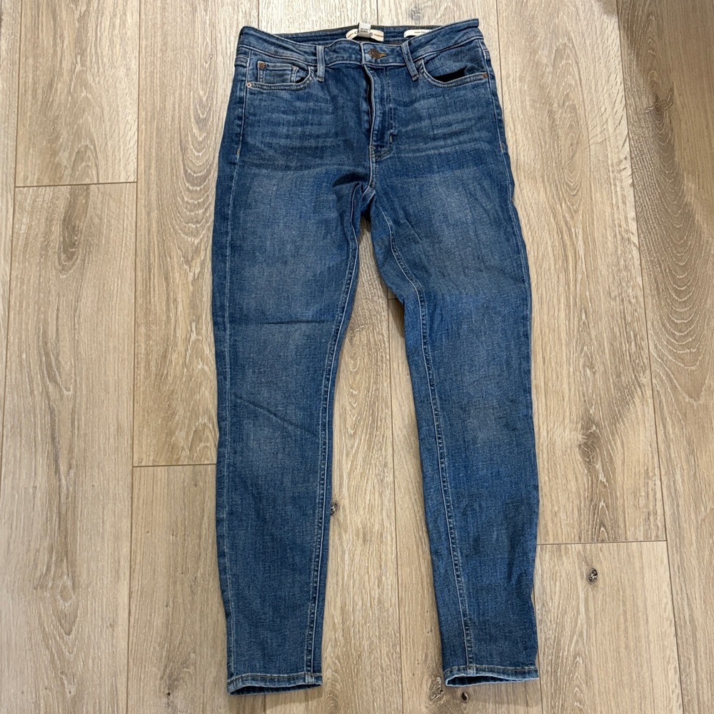 Guess Alpha High-rise Skinny Jeans - M